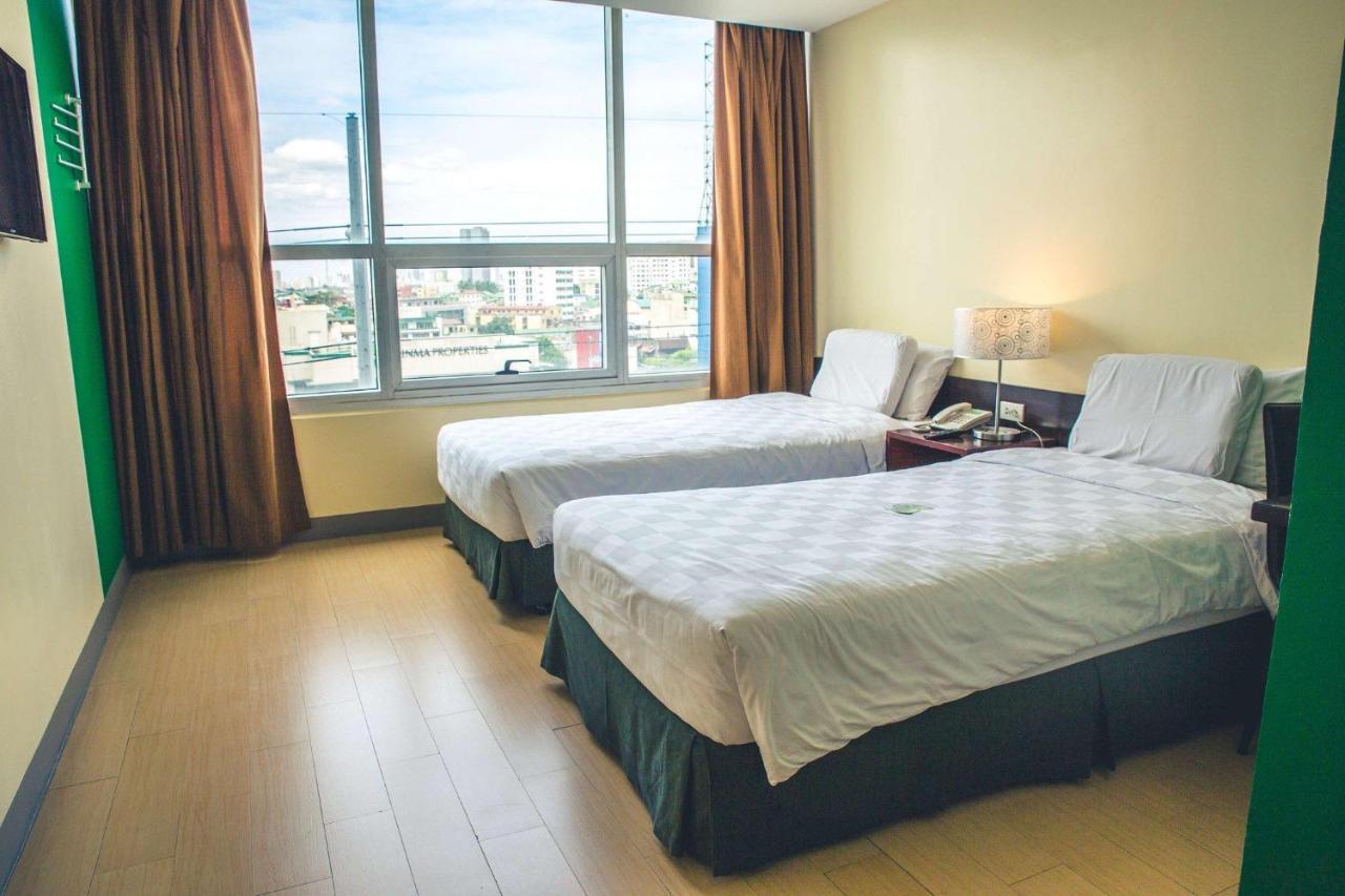 Go Hotels Plus Mandaluyong Eksteriør billede