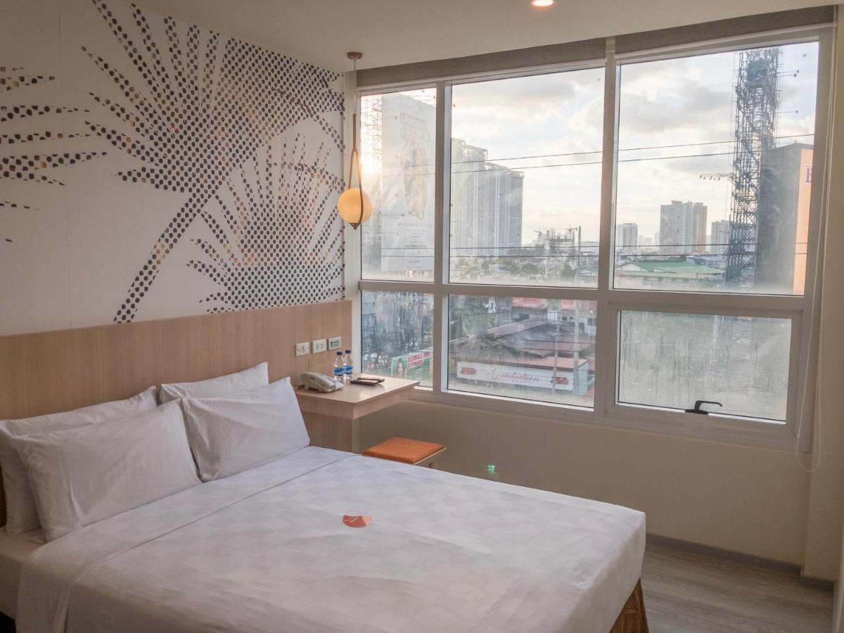 Go Hotels Plus Mandaluyong Eksteriør billede