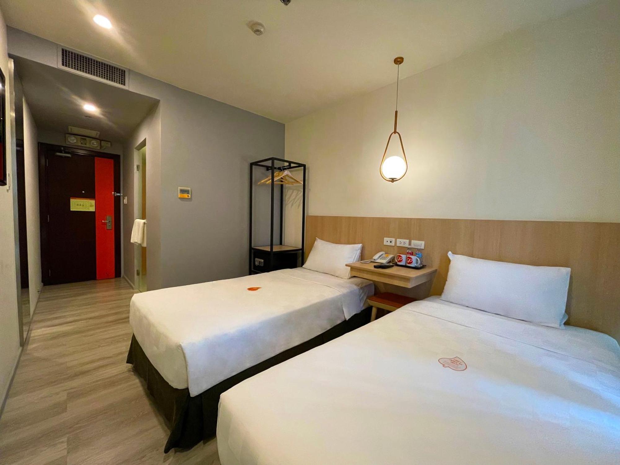 Go Hotels Plus Mandaluyong Eksteriør billede