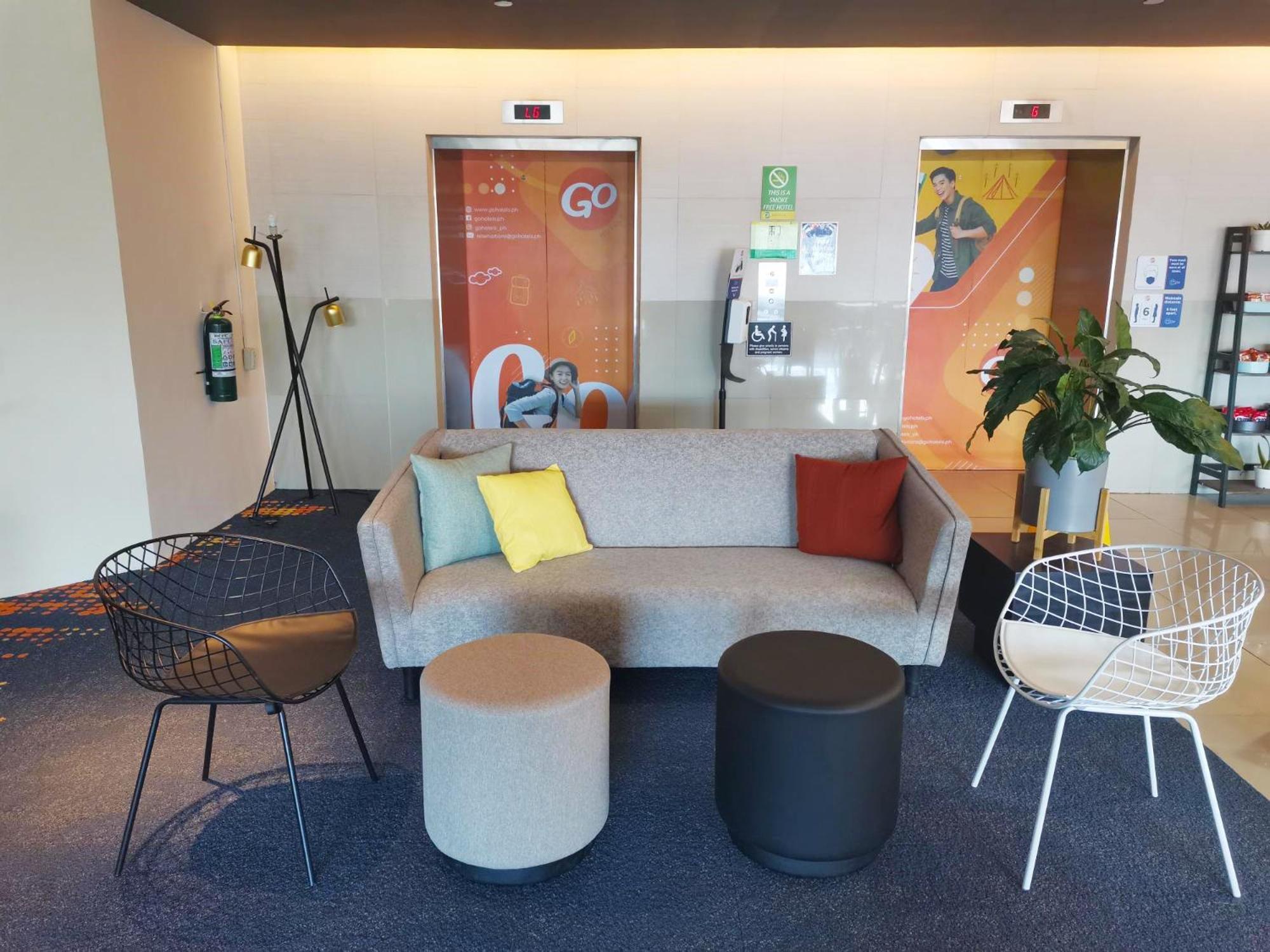 Go Hotels Plus Mandaluyong Eksteriør billede